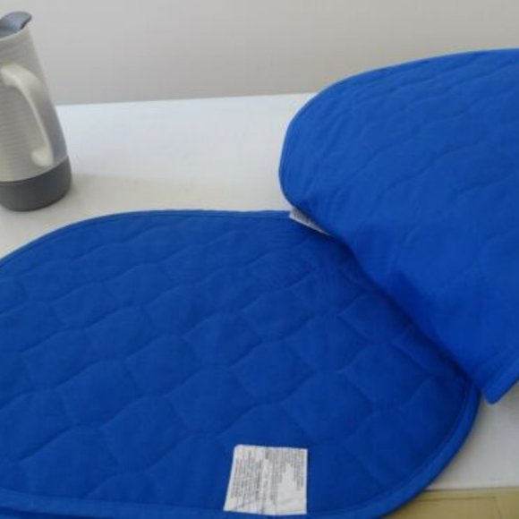 Tetley Tea Men Placemats, Set of 4 TV Commercial Memorabilia - Picture 2 of 2